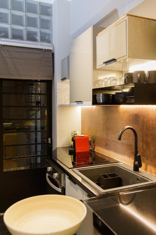 Soho Apartments เอเธนส์ ภายนอก รูปภาพ